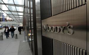 Moody's credit rating agency building, in New York. (PHOTO: bnamericas.com)