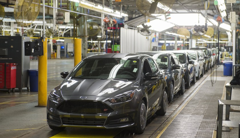 A lineup of Ford Focus vehicles on an assembly line in Wayne, Michigan.   (Photo: SAUL LOEB/AFP/Getty Images)