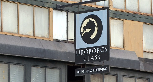 uroboros-glass-02152016