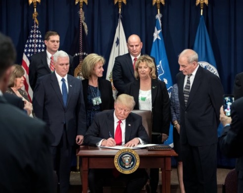 Trump signs executive order for wall