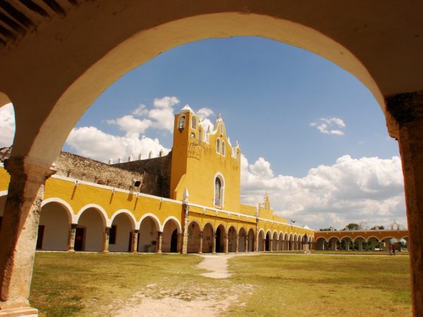 Convento Franciscano; Franciscan monastery @ Izamal Photo: Google